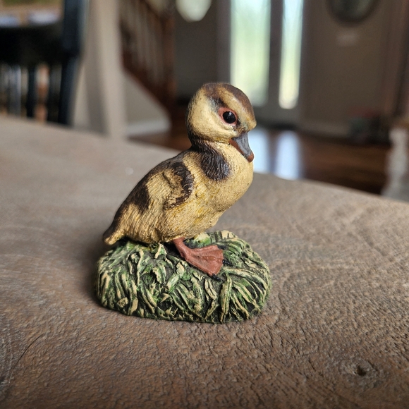 1978 Mallard Duckling Figurine by Herman L. Deaton – Bronze Menagerie Creative - Picture 2 of 8